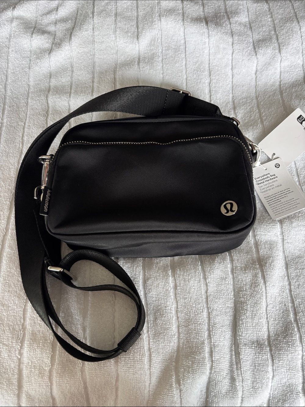 lululemon athletica Black Compact Crossbody Belt Bag